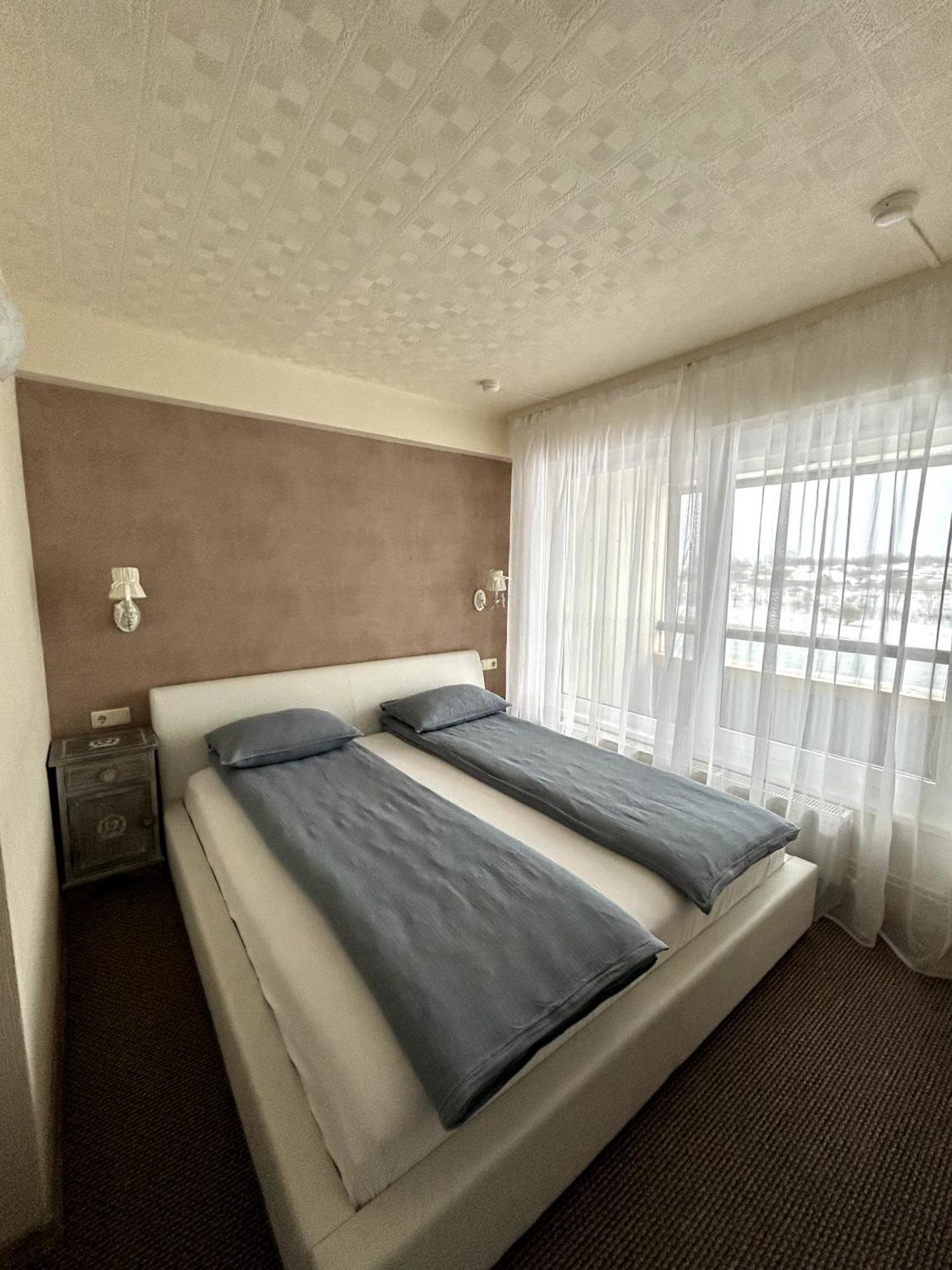Hotel Talsi Exteriör bild